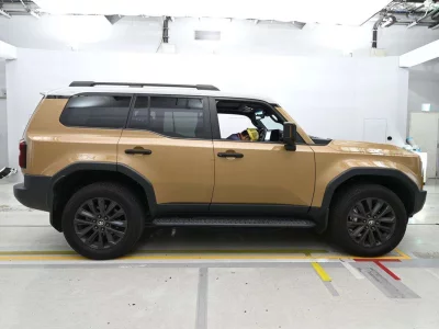 TOYOTA LAND CRUISER 250