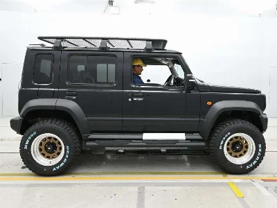 SUZUKI JIMNY NOMADE