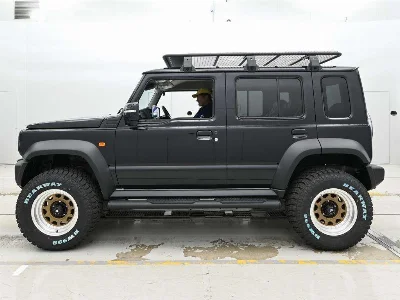 SUZUKI JIMNY NOMADE