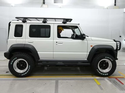 SUZUKI JIMNY NOMADE