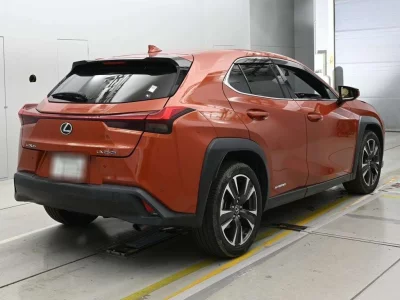 LEXUS UX