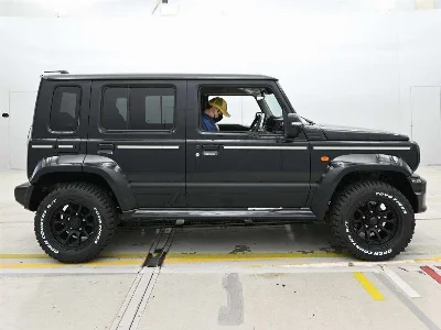 SUZUKI JIMNY NOMADE