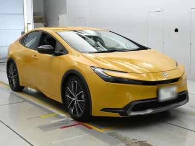 TOYOTA PRIUS