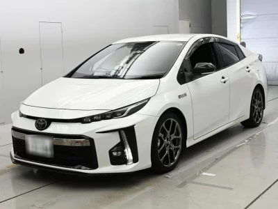 TOYOTA PRIUS PHV