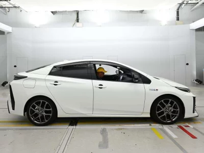 TOYOTA PRIUS PHV