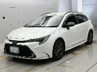 Цена авто Toyota Corolla Touring с аукционов Японии, номер кузова ZWE211W, пробег 30 000, оценка 1