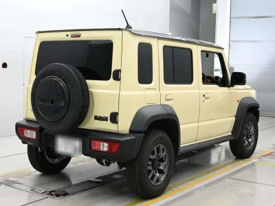 SUZUKI JIMNY NOMADE