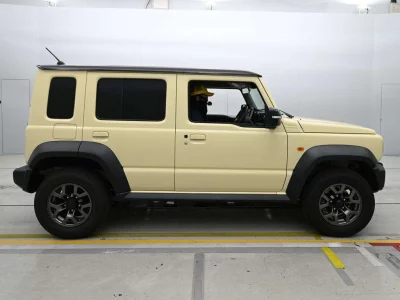 SUZUKI JIMNY NOMADE