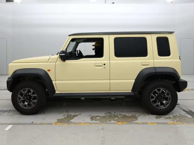 SUZUKI JIMNY NOMADE
