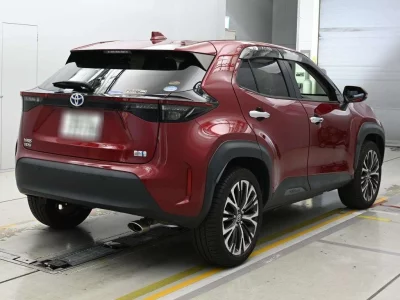 TOYOTA YARIS CROSS
