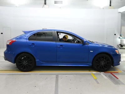 MITSUBISHI GALANT FORTIS SPORTBACK