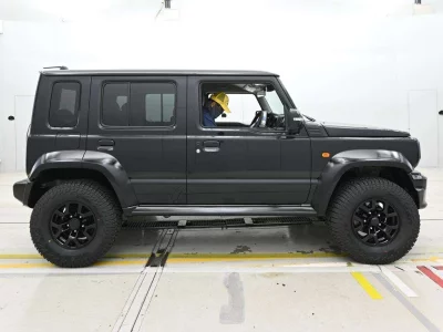 SUZUKI JIMNY NOMADE