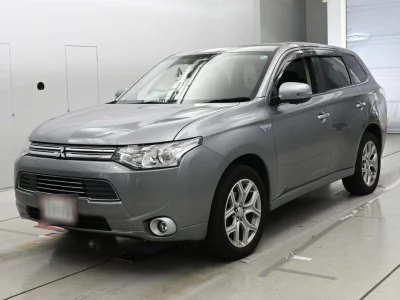 MITSUBISHI OUTLANDER PHEV