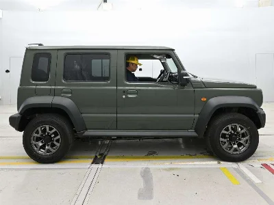 SUZUKI JIMNY NOMADE