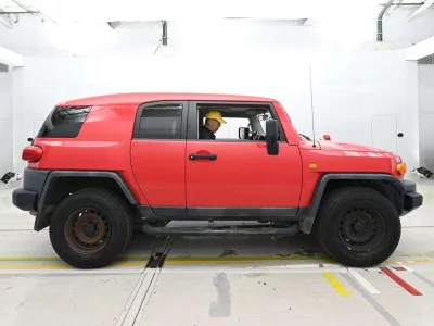 TOYOTA FJ CRUISER