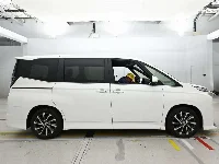 Цена авто Toyota Voxy с аукционов Японии, номер кузова ZWR90W, пробег 41 000, оценка 1