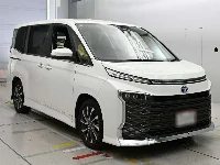 Цена авто Toyota Voxy с аукционов Японии, номер кузова ZWR90W, пробег 41 000, оценка 1