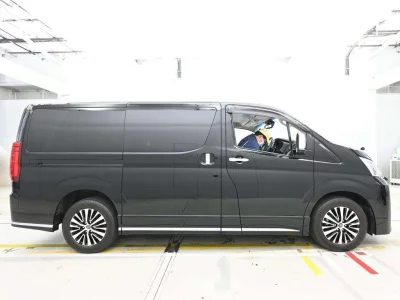TOYOTA GRANACE