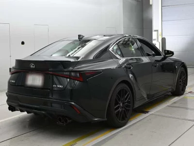LEXUS IS