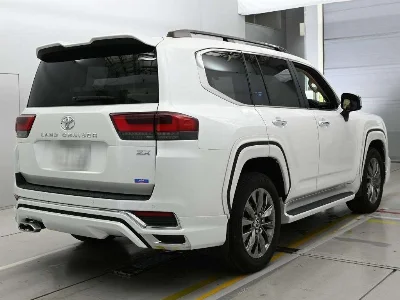 TOYOTA LAND CRUISER