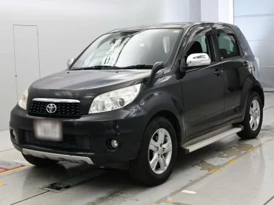 TOYOTA RUSH