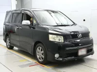 Цена авто Toyota Voxy с аукционов Японии, номер кузова ZRR70W, пробег 55 000, оценка 2