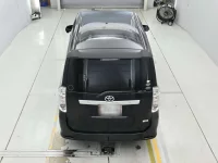 Цена авто Toyota Voxy с аукционов Японии, номер кузова ZRR70W, пробег 55 000, оценка 2
