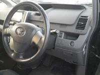 Цена авто Toyota Voxy с аукционов Японии, номер кузова ZRR70W, пробег 55 000, оценка 2