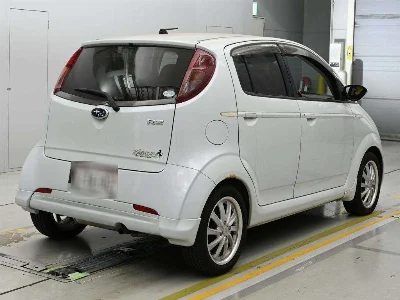 SUBARU R2