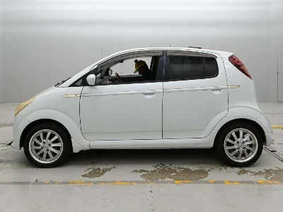 SUBARU R2