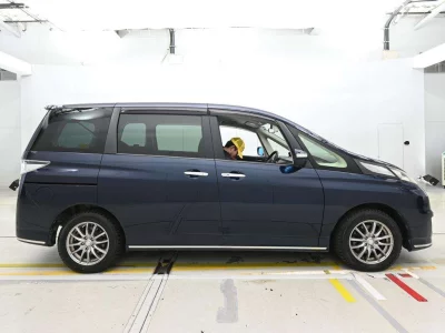 MAZDA BIANTE