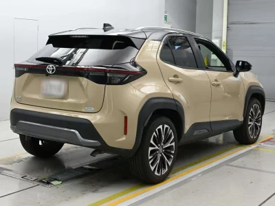 TOYOTA YARIS CROSS