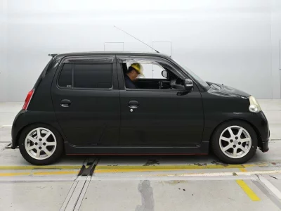 DAIHATSU ESSE