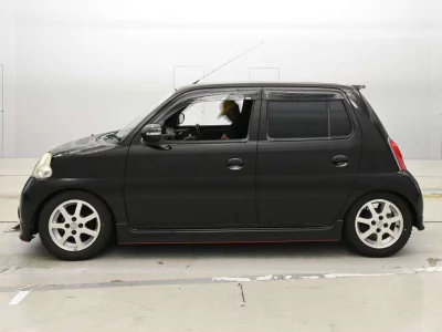 DAIHATSU ESSE