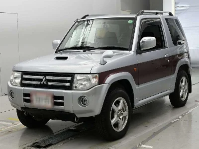 MITSUBISHI PAJERO MINI