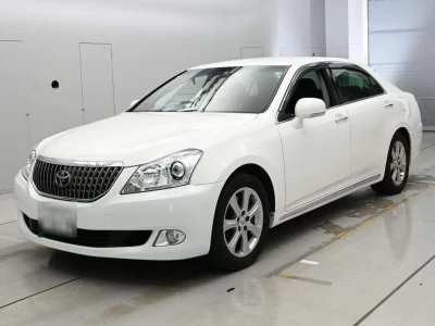 TOYOTA CROWN MAJESTA