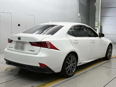 LEXUS IS