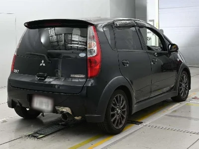 MITSUBISHI COLT