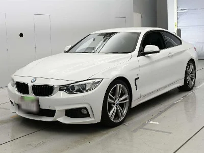 BMW 4 SERIES