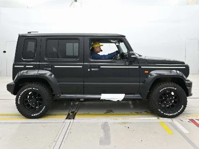 SUZUKI JIMNY NOMADE