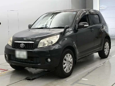 TOYOTA RUSH