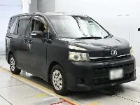 Цена авто Toyota Voxy с аукционов Японии, номер кузова ZRR70G, пробег 195 000, оценка 2