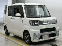 Цена авто Daihatsu Wake с аукционов Японии, номер кузова LA700S, пробег 125 000, оценка 8