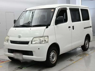 TOYOTA TOWN ACE VAN