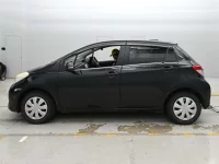 Цена авто Toyota Vitz с аукционов Японии, номер кузова NSP130, пробег 129 000, оценка 2