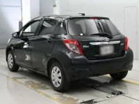 Цена авто Toyota Vitz с аукционов Японии, номер кузова NSP130, пробег 129 000, оценка 2