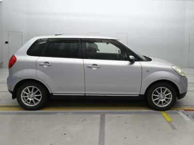 MAZDA VERISA