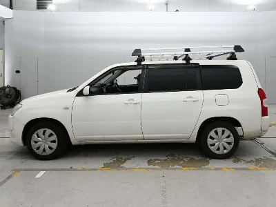 TOYOTA SUCCEED