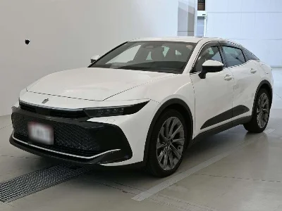 TOYOTA CROWN CROSSOVER