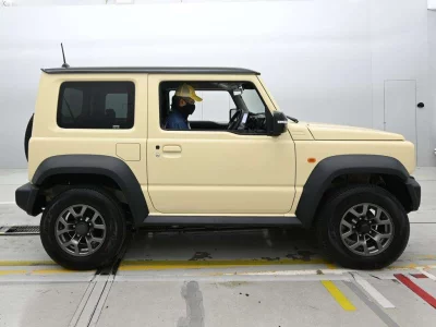 SUZUKI JIMNY SIERRA
